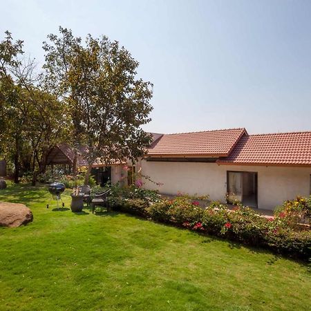 Soul Tree Villa 50 Super Luxury Villa With Heated Plunge Pool And Jacuzzi Lavasa Exterior foto